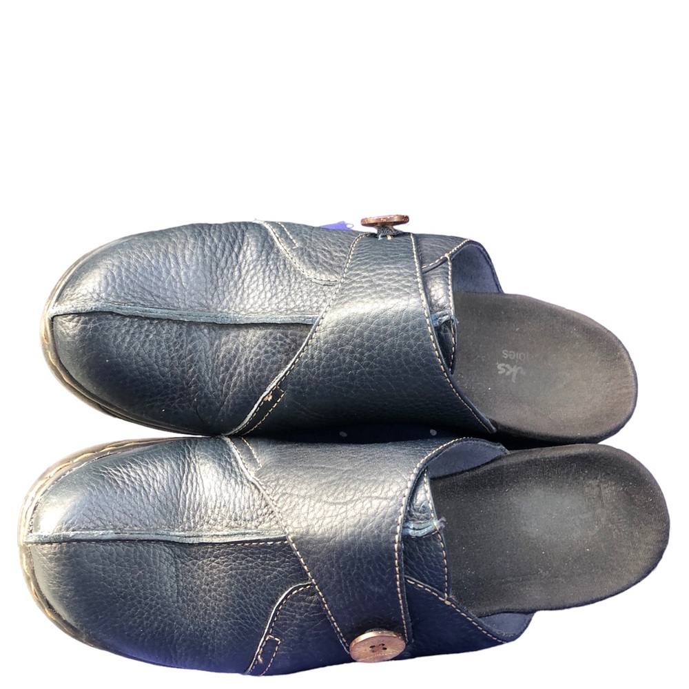Clark’s dark blue slip on comfort shoes